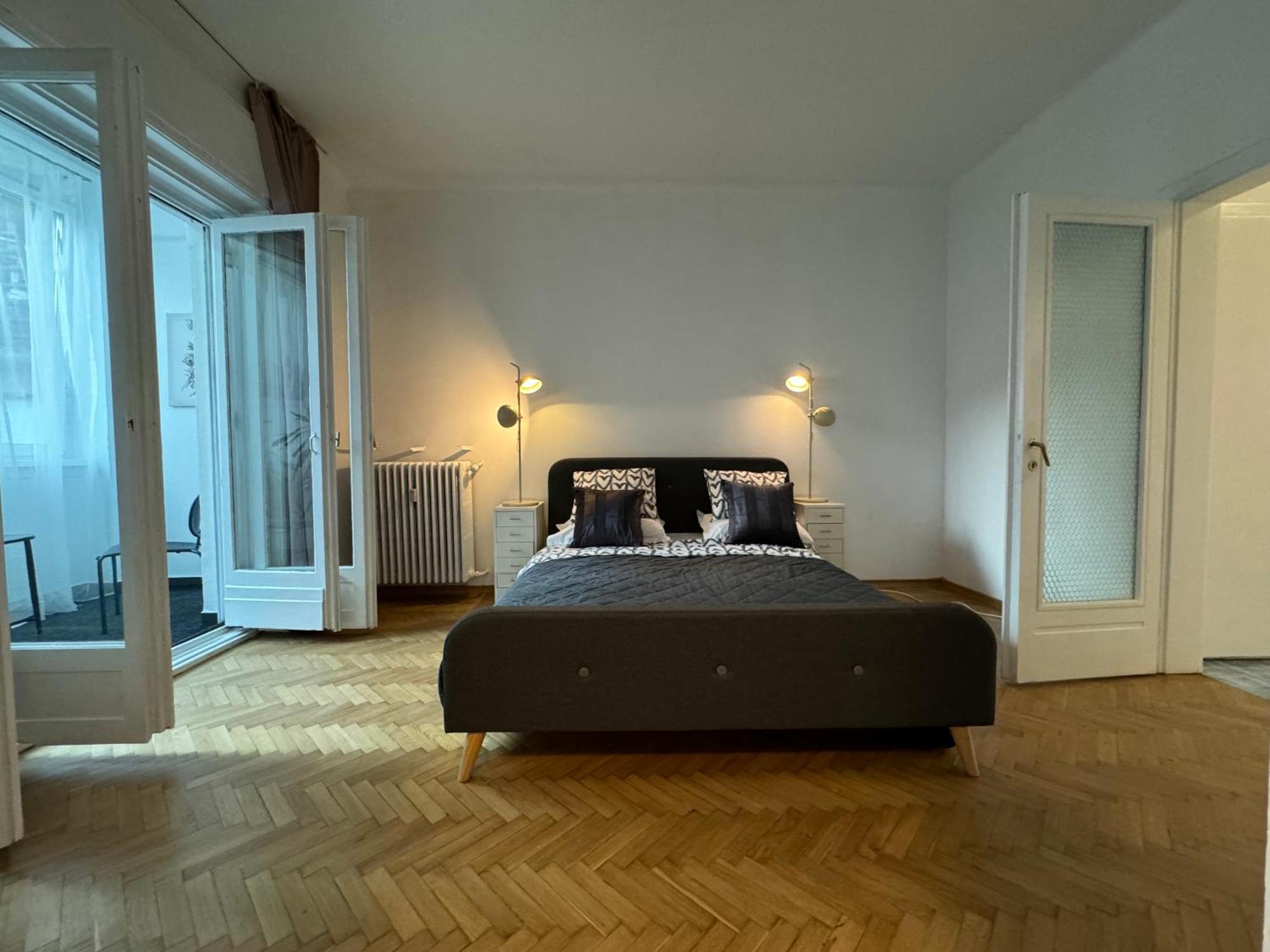 Airy & Beautiful Downtown Apartment Bucharest Exterior photo